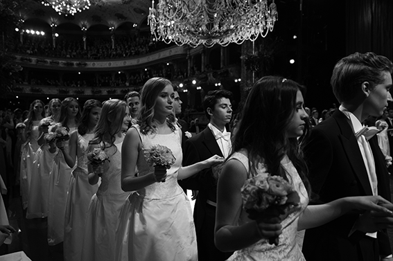 image_opernball01