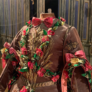 barockes_kostuem_rot_foto